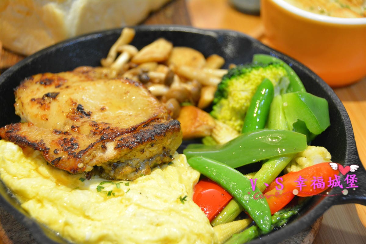 【新北美食】新莊早午餐 果亞烘焙GoA Bakery 讓你在麵包香的氛圍裡,吃著美味又豐盛的早午餐,不怕人吃的大份量餐點一定讓你傻眼 - 第23張圖 【新北美食】新莊早午餐 果亞烘焙GoA Bakery 讓你在麵包香的氛圍裡,吃著美味又豐盛的早午餐,不怕人吃的大份量餐點一定讓你傻眼