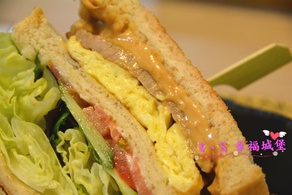 【新北美食】新莊早午餐 果亞烘焙GoA Bakery 讓你在麵包香的氛圍裡,吃著美味又豐盛的早午餐,不怕人吃的大份量餐點一定讓你傻眼 - 第31張圖 【新北美食】新莊早午餐 果亞烘焙GoA Bakery 讓你在麵包香的氛圍裡,吃著美味又豐盛的早午餐,不怕人吃的大份量餐點一定讓你傻眼