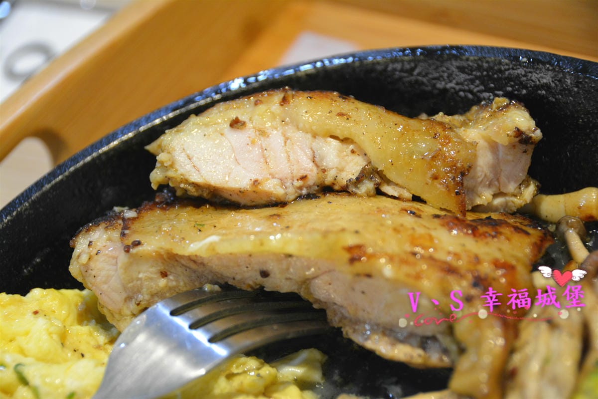 【新北美食】新莊早午餐 果亞烘焙GoA Bakery 讓你在麵包香的氛圍裡,吃著美味又豐盛的早午餐,不怕人吃的大份量餐點一定讓你傻眼 - 第24張圖 【新北美食】新莊早午餐 果亞烘焙GoA Bakery 讓你在麵包香的氛圍裡,吃著美味又豐盛的早午餐,不怕人吃的大份量餐點一定讓你傻眼