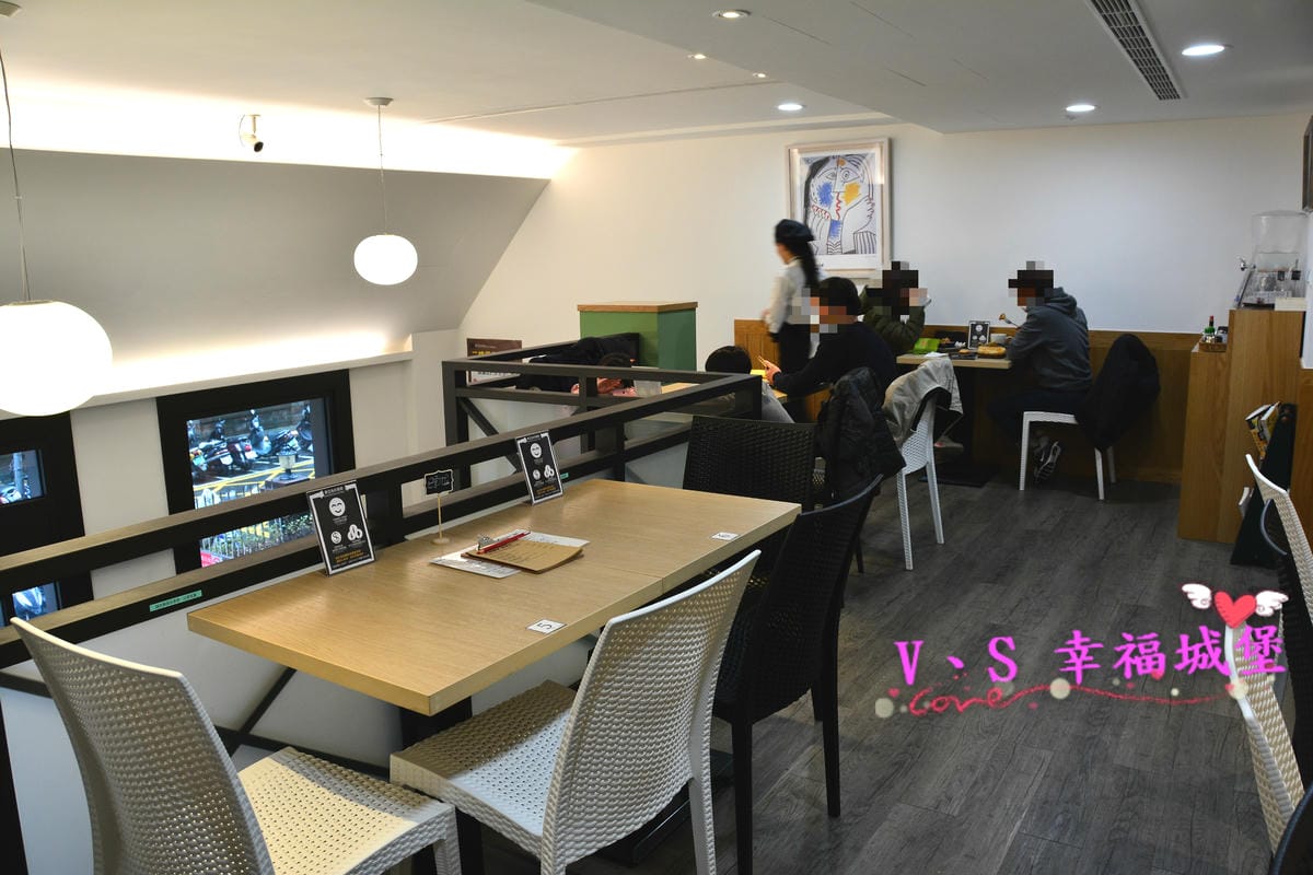 【新北美食】新莊早午餐 果亞烘焙GoA Bakery 讓你在麵包香的氛圍裡,吃著美味又豐盛的早午餐,不怕人吃的大份量餐點一定讓你傻眼 - 第8張圖 【新北美食】新莊早午餐 果亞烘焙GoA Bakery 讓你在麵包香的氛圍裡,吃著美味又豐盛的早午餐,不怕人吃的大份量餐點一定讓你傻眼