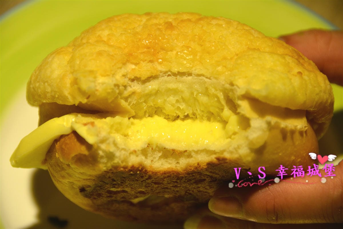 【板橋美食】板橋愛買 貍小籠港式點心 可愛的小黑芝麻包、小綠抹茶包正呼喚你,平價的港式點心,你一定不能錯過。。。。