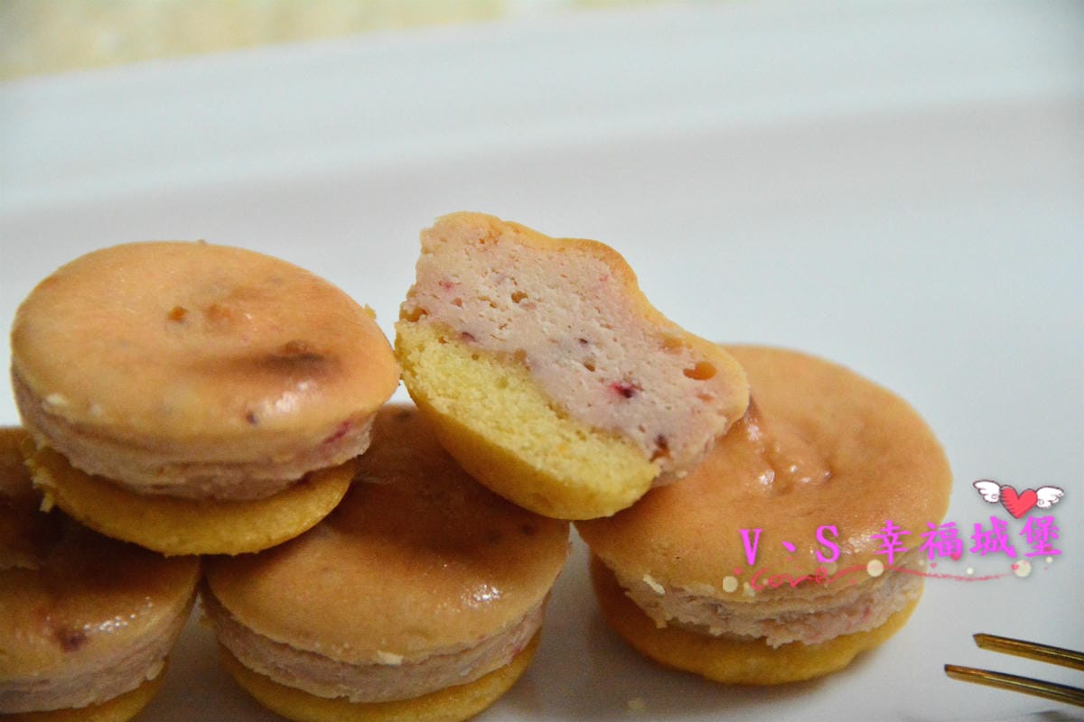 【宅配美食】大溪老街70年老店 杏芳食品 新品 真草莓乳酪球 經典原味乳酪球 ,一口一個讓你一不小心就吃完了