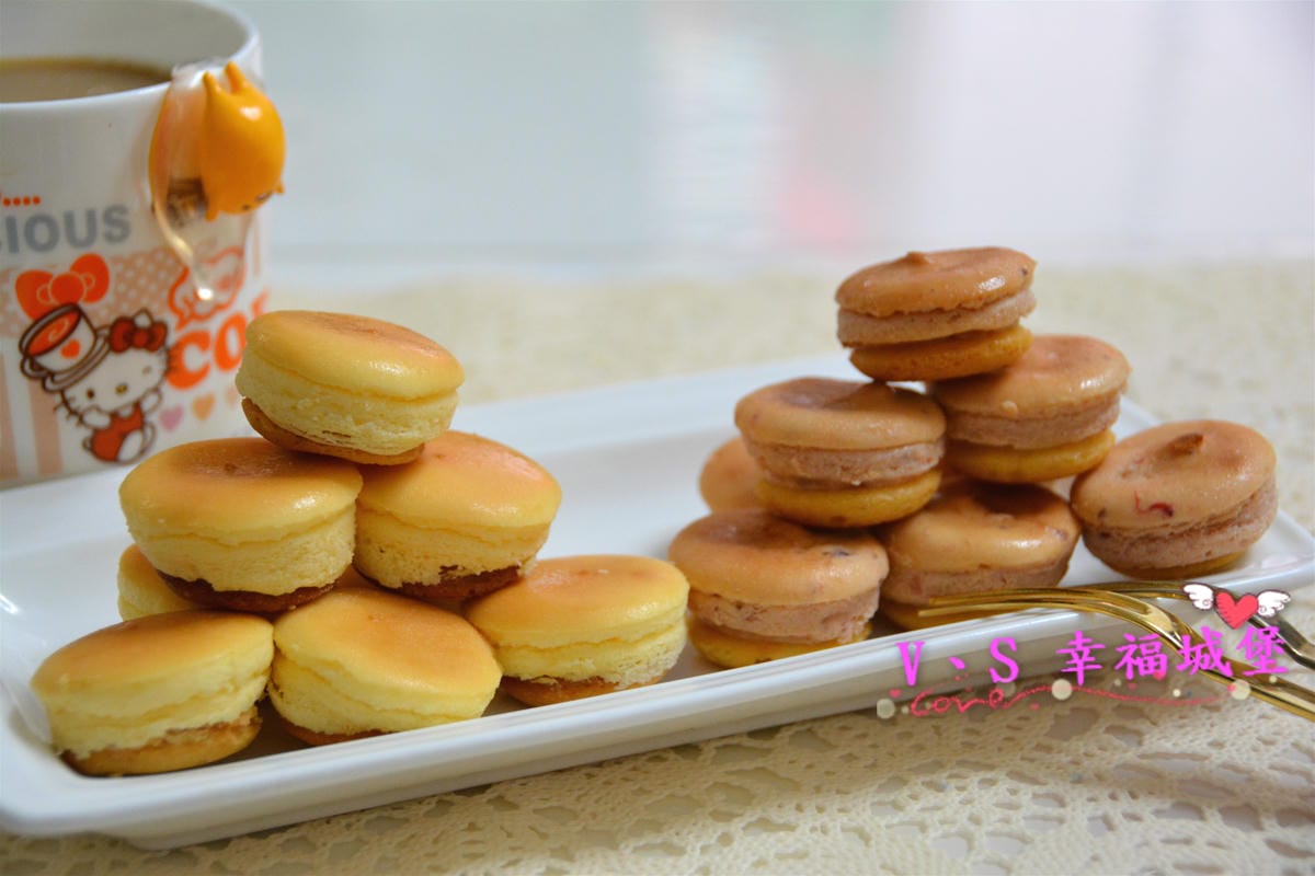 【宅配美食】大溪老街70年老店 杏芳食品 新品 真草莓乳酪球 經典原味乳酪球 ,一口一個讓你一不小心就吃完了