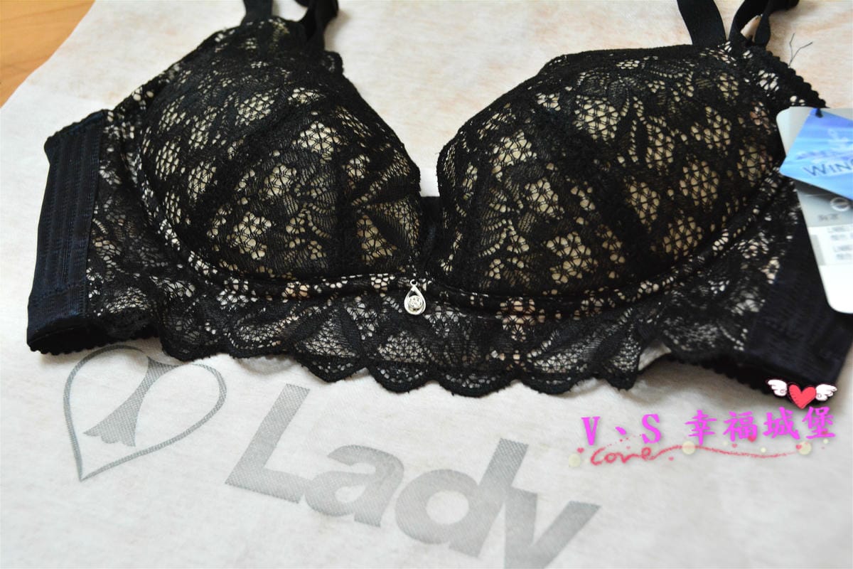 【精品內衣】Lady法式精品內衣 闇夜天使 無鋼圈調整型內衣 機能無鋼圈讓你舒服到忘記穿著它,透視效果讓你若隱若現性感爆表 - 第11張圖 【精品內衣】Lady法式精品內衣 闇夜天使 無鋼圈調整型內衣 機能無鋼圈讓你舒服到忘記穿著它,透視效果讓你若隱若現性感爆表