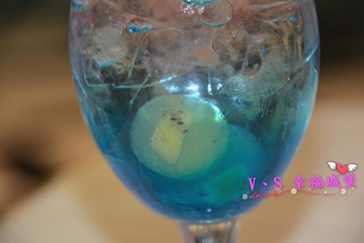 【新北美食】 板橋 跳舞香水親子餐廳 X 彩虹小馬 快閃主題餐廳 快來跟紫悅、柔柔….等可愛小馬當好朋友,讓你跟小孩一起變身宇宙公主