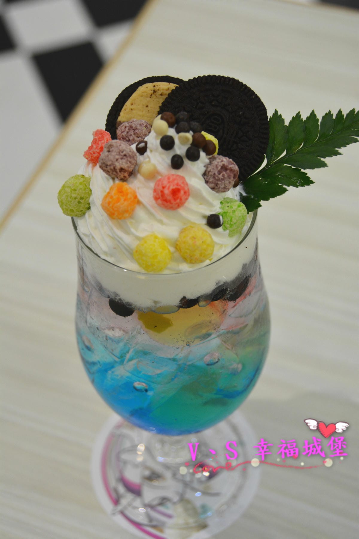 【新北美食】 板橋 跳舞香水親子餐廳 X 彩虹小馬 快閃主題餐廳 快來跟紫悅、柔柔….等可愛小馬當好朋友,讓你跟小孩一起變身宇宙公主