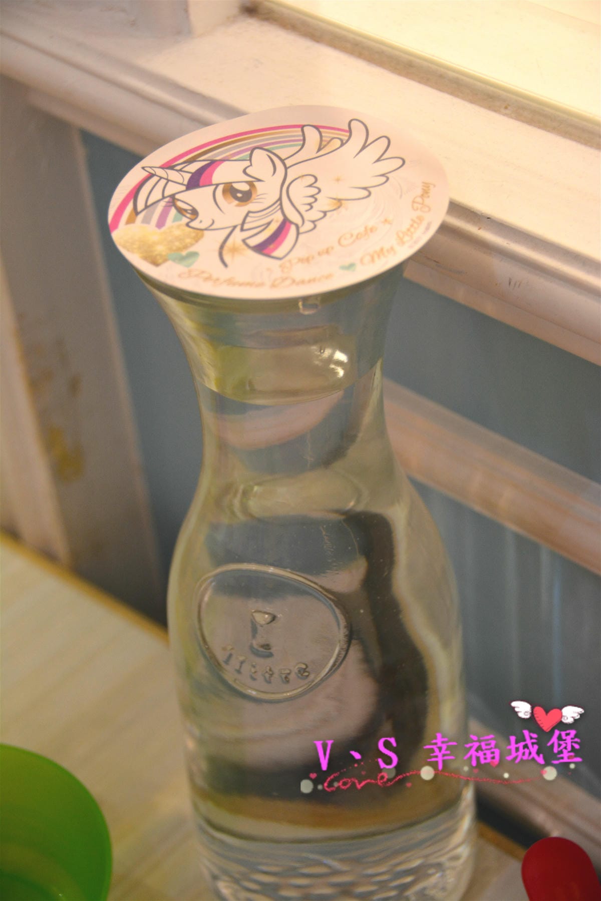 【新北美食】 板橋 跳舞香水親子餐廳 X 彩虹小馬 快閃主題餐廳 快來跟紫悅、柔柔….等可愛小馬當好朋友,讓你跟小孩一起變身宇宙公主