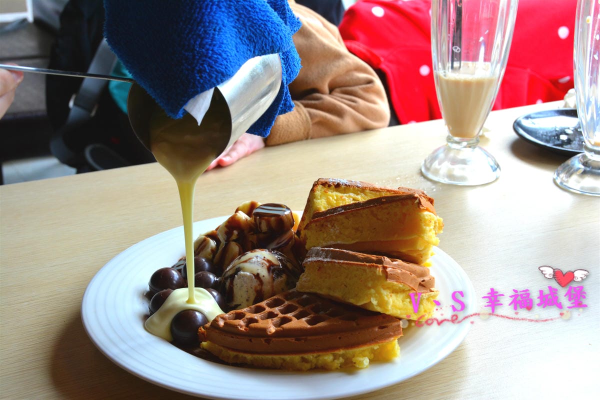 【板橋義大利麵】板橋民生公園旁 小伯爵義式料理 親民價格、舒適環境讓人不想上班,那就來個耍廢炸物拼盤,發發呆吧 !(已歇業) - 第30張圖 【板橋義大利麵】板橋民生公園旁 小伯爵義式料理 親民價格