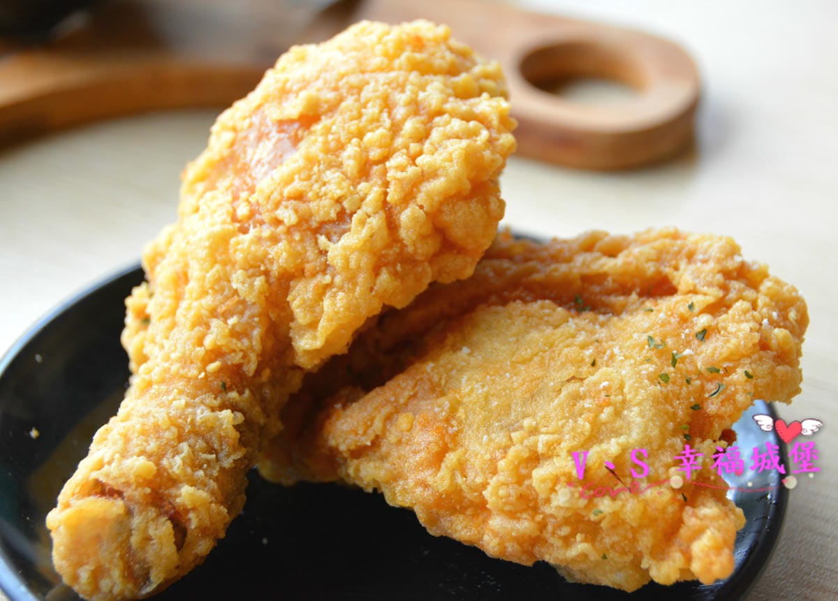 【板橋義大利麵】板橋民生公園旁 小伯爵義式料理 親民價格、舒適環境讓人不想上班,那就來個耍廢炸物拼盤,發發呆吧 !(已歇業) - 第24張圖 【板橋義大利麵】板橋民生公園旁 小伯爵義式料理 親民價格