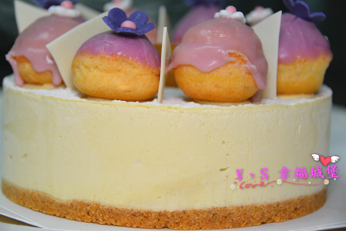 【宅配蛋糕】vanessa’s bakery凡內莎烘焙工作室 2017 醉香新品- 薰衣草甜禮 天然薰衣草焦糖洋梨生乳酪蛋糕,獻給特別的人的特別蛋糕