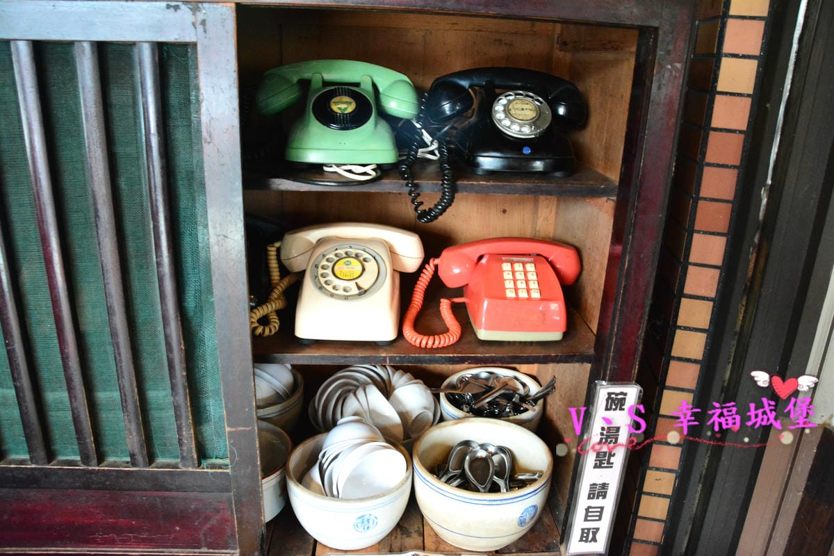 【宜蘭美食】二訪 頭城老街 懷舊食堂 – 帶你穿梭時光回到4060年代的環境裡,吃著那懷念的阿嬤 ” 手路菜 “