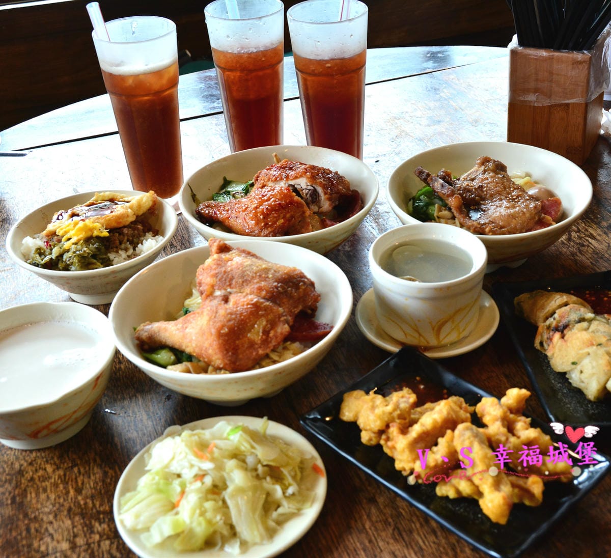 【宜蘭美食】二訪 頭城老街 懷舊食堂 – 帶你穿梭時光回到4060年代的環境裡,吃著那懷念的阿嬤 ” 手路菜 “