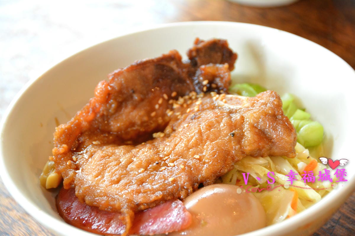 【宜蘭美食】二訪 頭城老街 懷舊食堂 – 帶你穿梭時光回到4060年代的環境裡,吃著那懷念的阿嬤 ” 手路菜 “