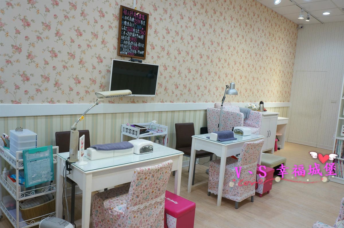 【美睫】台北新莊 捷運輔大站 Bling2 Nail 亮亮概念美甲美睫 讓你擁有令人看不出的小心機,日式美睫給你自然不做作的美麗