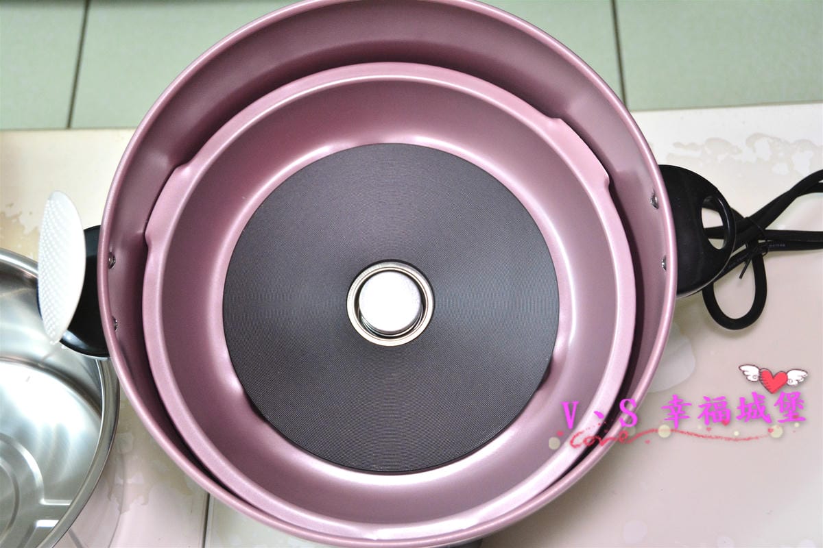 【家電分享】電鍋炒米粉 鍋寶全能不鏽鋼電鍋11人份(玫瑰金),100%台灣製造 分離式304不鏽鋼外鍋,讓你不用瓦斯爐就可以煮出美味料理