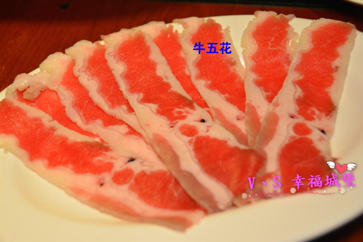 【內湖美食】老字號燒肉吃到飽 ” 肉匠燒肉 ” ,不分平假日統一價格,特製醬料、新鮮食材,讓你吃到飽、吃的開心,還有專屬停車場 - 第20張圖 【內湖美食】老字號燒肉吃到飽 ” 肉匠燒肉 ” ,不分平假日統一價格,特製醬料、新鮮食材,讓你吃到飽、吃的開心,還有專屬停車場