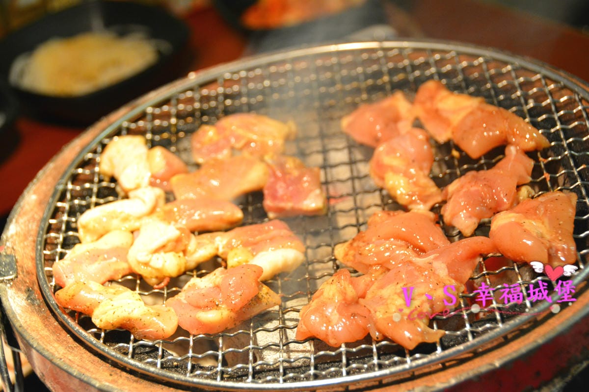 【內湖美食】老字號燒肉吃到飽 ” 肉匠燒肉 ” ,不分平假日統一價格,特製醬料、新鮮食材,讓你吃到飽、吃的開心,還有專屬停車場 - 第29張圖 【內湖美食】老字號燒肉吃到飽 ” 肉匠燒肉 ” ,不分平假日統一價格,特製醬料、新鮮食材,讓你吃到飽、吃的開心,還有專屬停車場