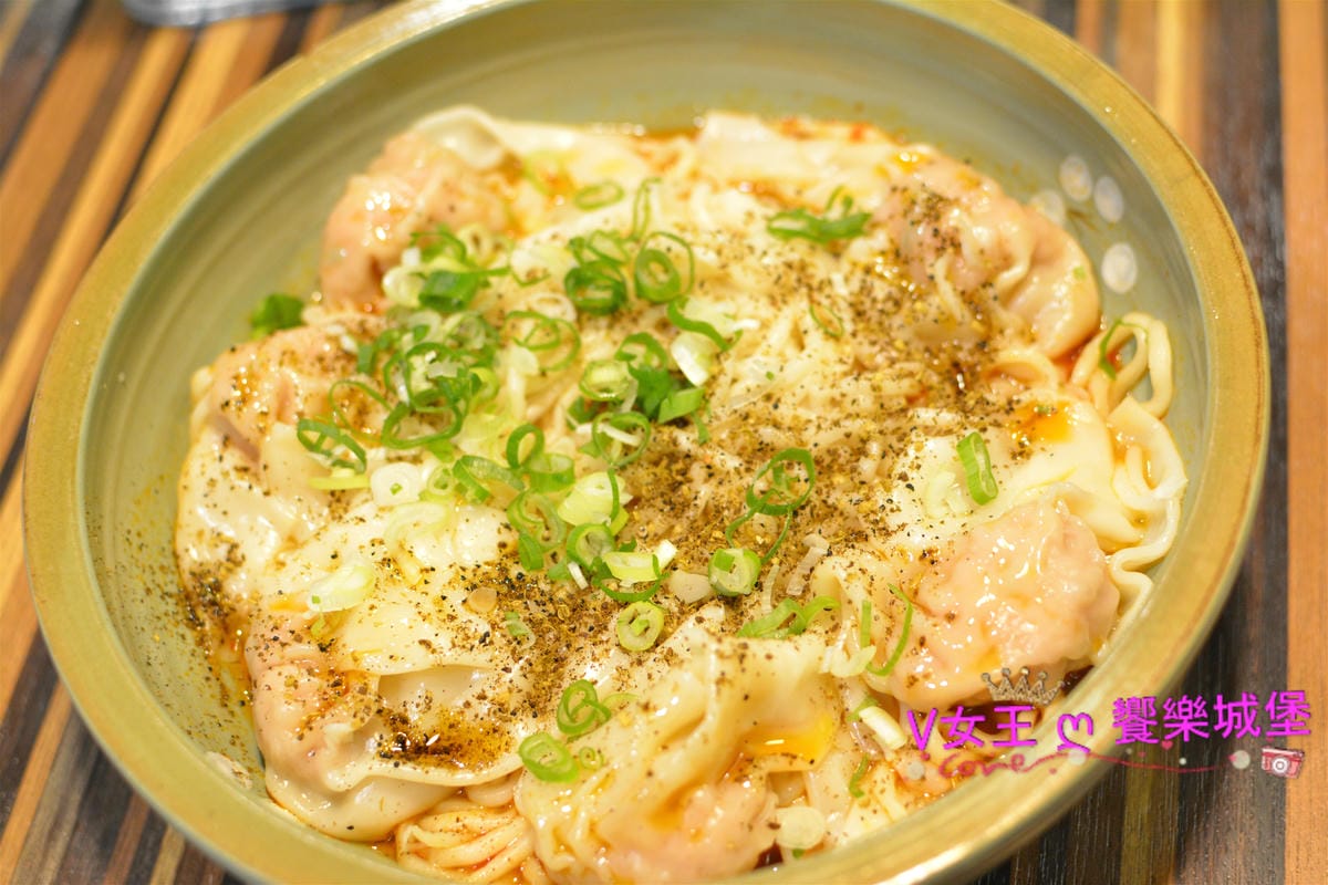 PIG_8287_meitu_13.jpg PIG_8287_meitu_13.jpg