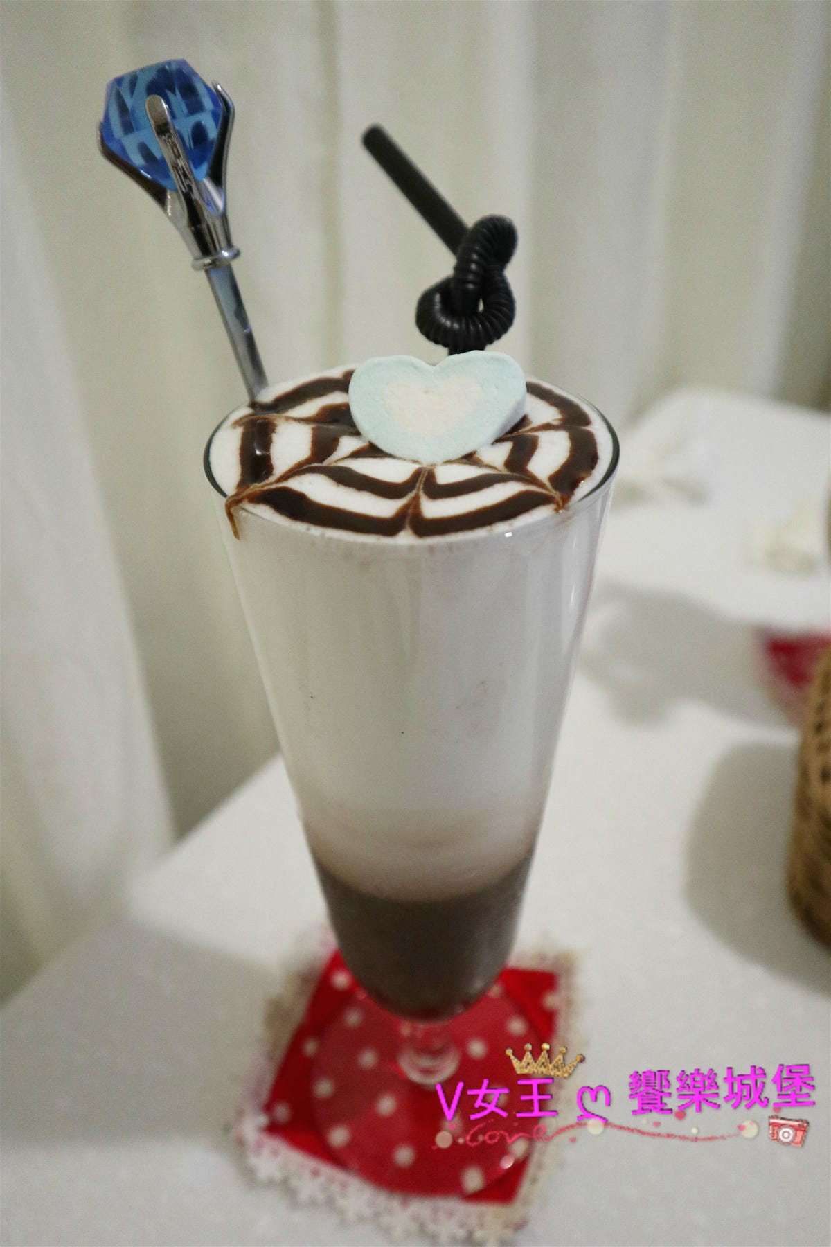 【板橋美食】Oyami 板橋新埔店 夢幻裝潢,讓姐妹聊天 【板橋美食】Oyami 板橋新埔店 夢幻裝潢,讓姐妹聊天