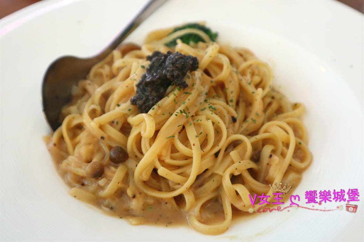 IMG_0888_meitu_43.jpg IMG_0888_meitu_43.jpg