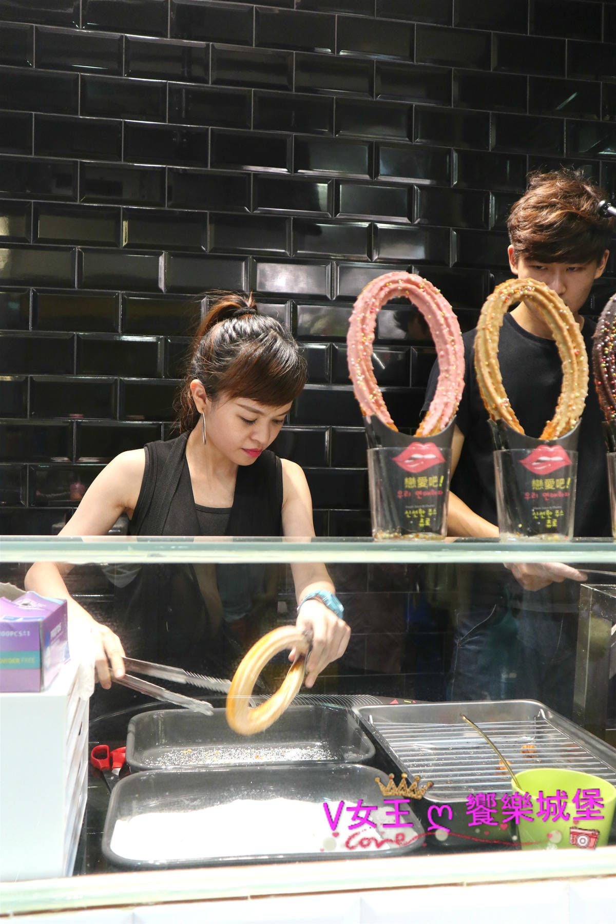 【台中逢甲飲品】逢甲夜市 歡樂星商圈 戀愛吧 超美漸層