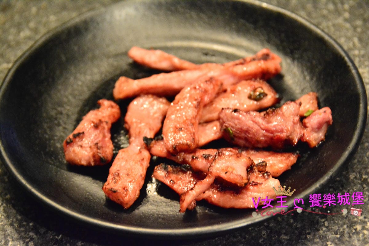 PIG_0048_meitu_8.jpg PIG_0048_meitu_8.jpg