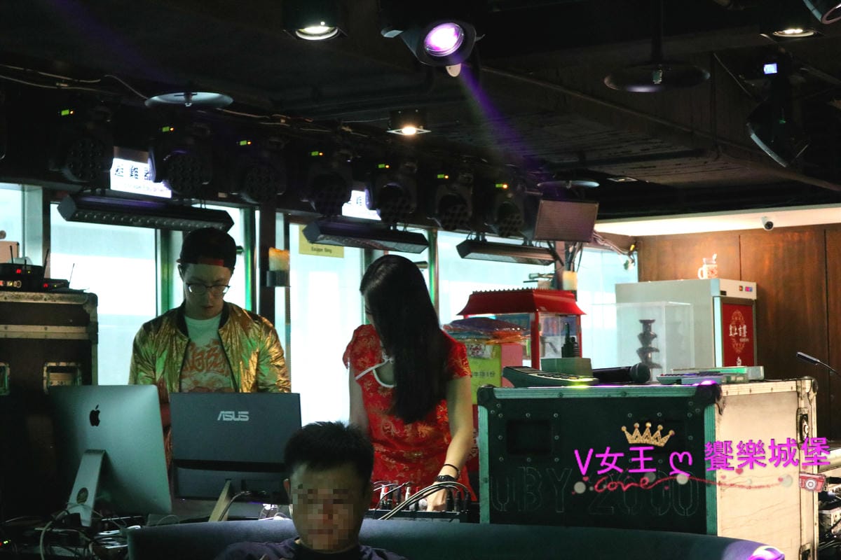 IMG_2333_meitu_68.jpg IMG_2333_meitu_68.jpg