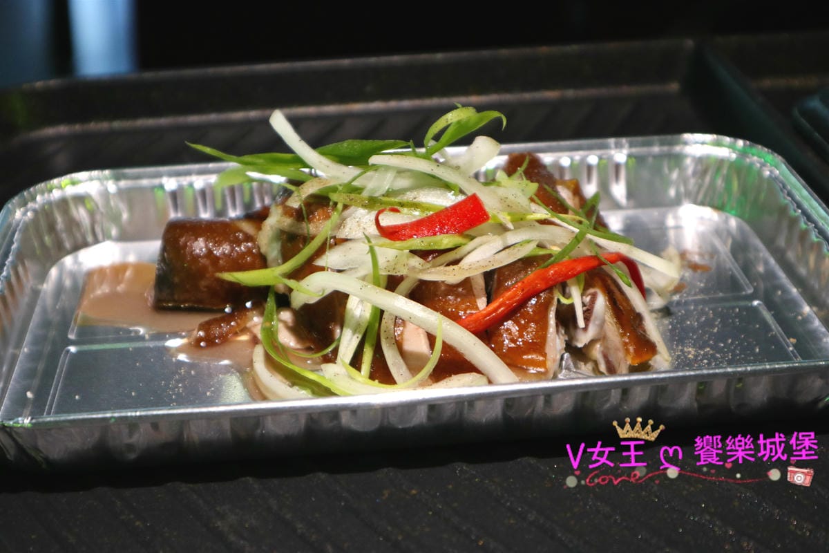 IMG_2304_meitu_42.jpg IMG_2304_meitu_42.jpg