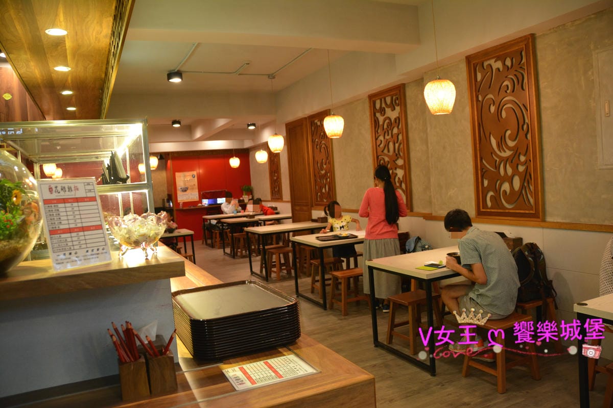 【景美美食】捷運景美站 一品花雕雞麵,堅持使用最完美的食材