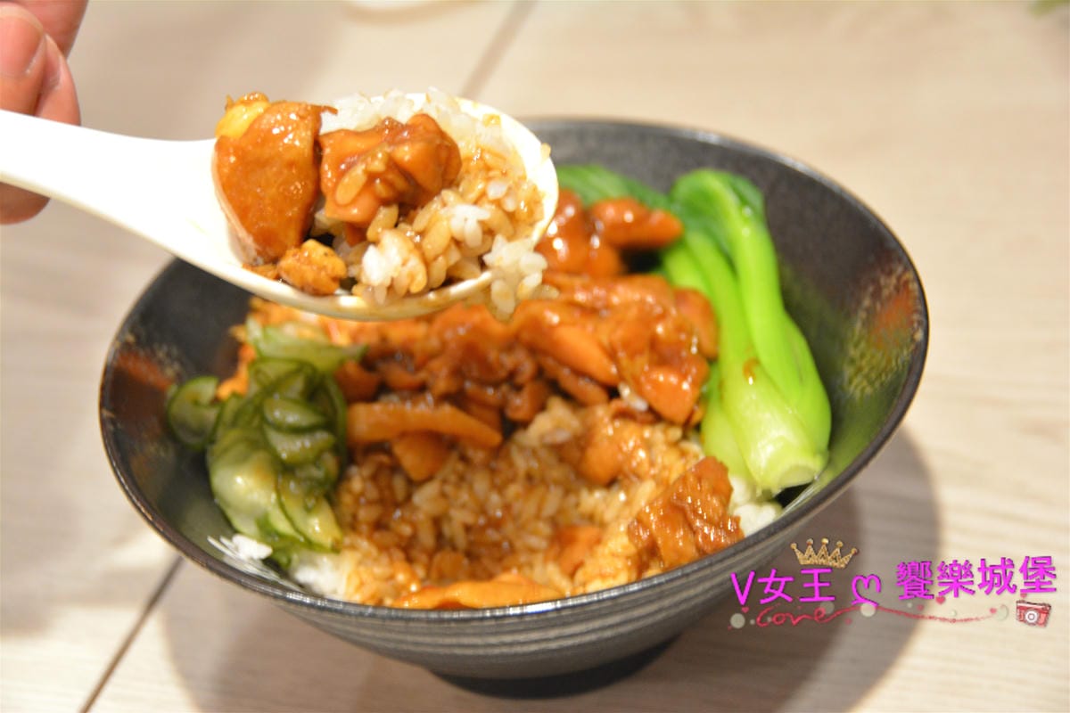 【景美美食】捷運景美站 一品花雕雞麵,堅持使用最完美的食材