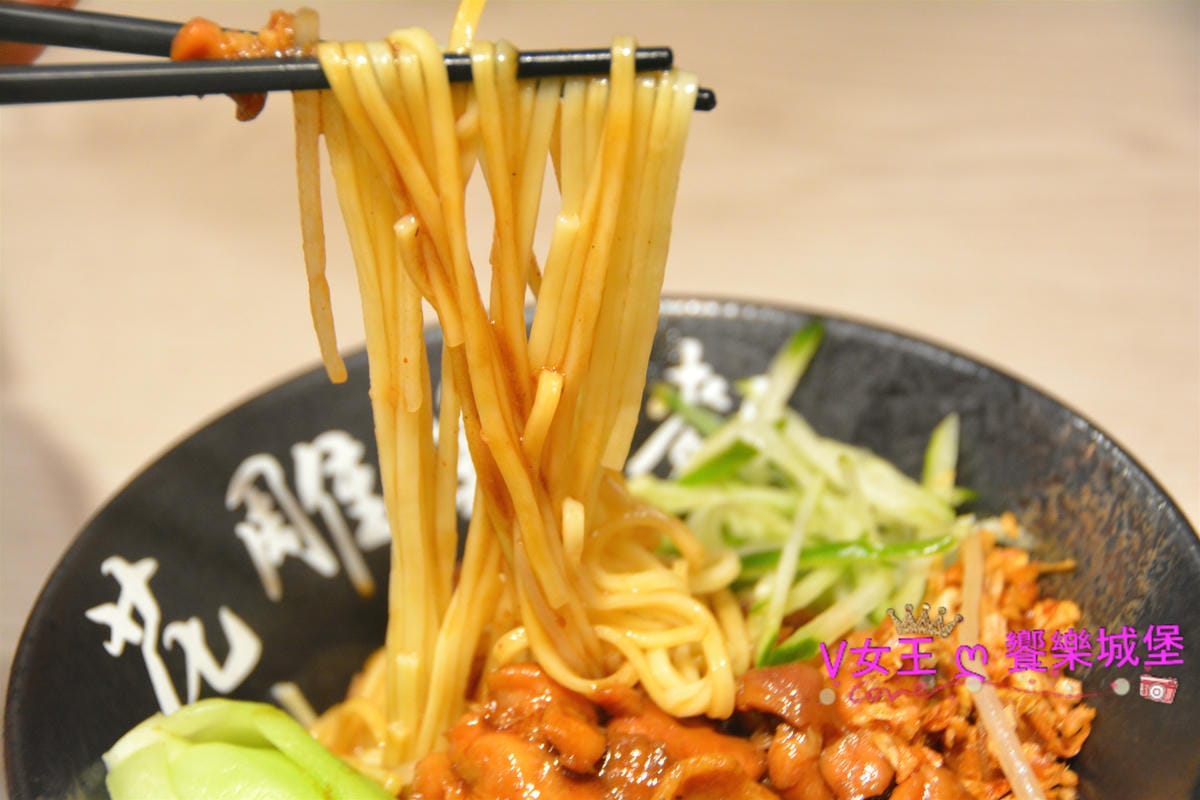 【景美美食】捷運景美站 一品花雕雞麵,堅持使用最完美的食材