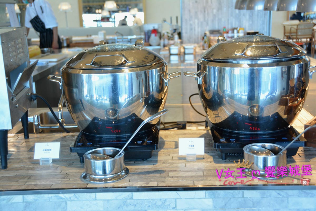 PIG_2021_meitu_16.jpg PIG_2021_meitu_16.jpg