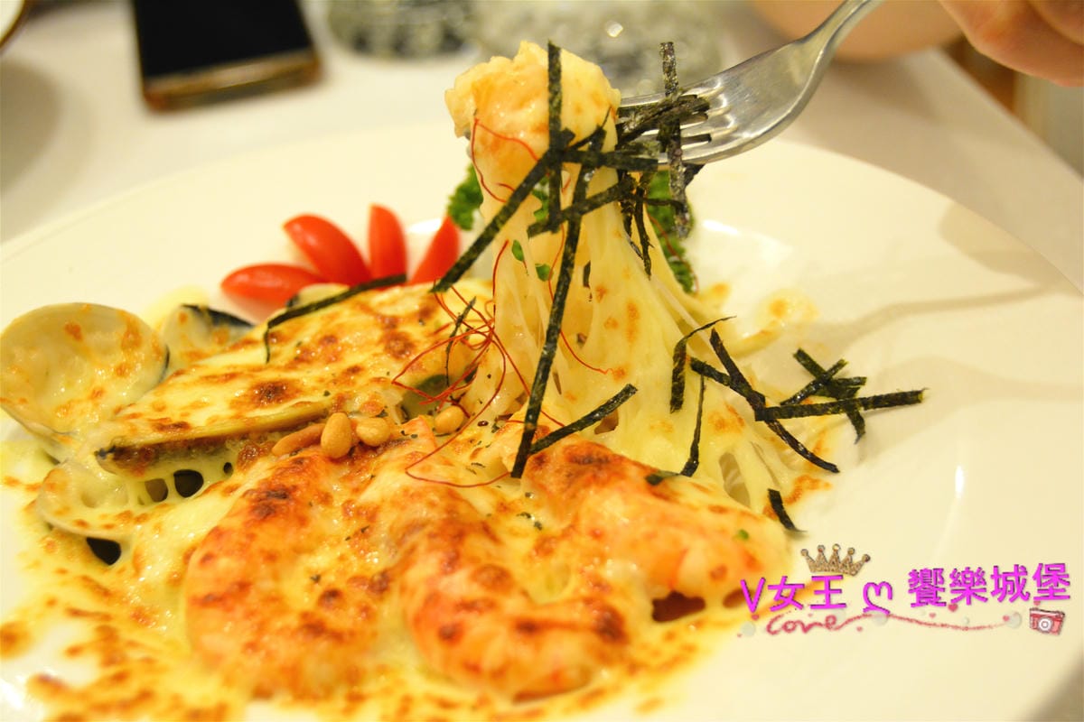 【板橋美食】四訪 Oyami cafe 板橋新埔店 好吃 【板橋美食】四訪 Oyami cafe 板橋新埔店 好吃