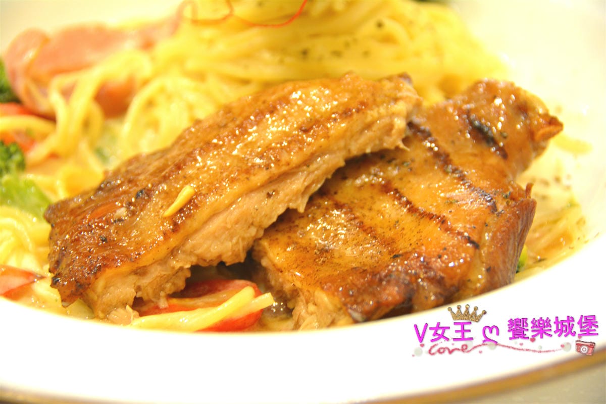 【板橋美食】四訪 Oyami cafe 板橋新埔店 好吃 【板橋美食】四訪 Oyami cafe 板橋新埔店 好吃