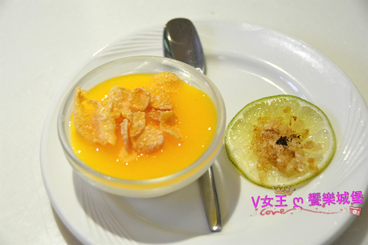 【板橋美食】四訪 Oyami cafe 板橋新埔店 好吃 【板橋美食】四訪 Oyami cafe 板橋新埔店 好吃