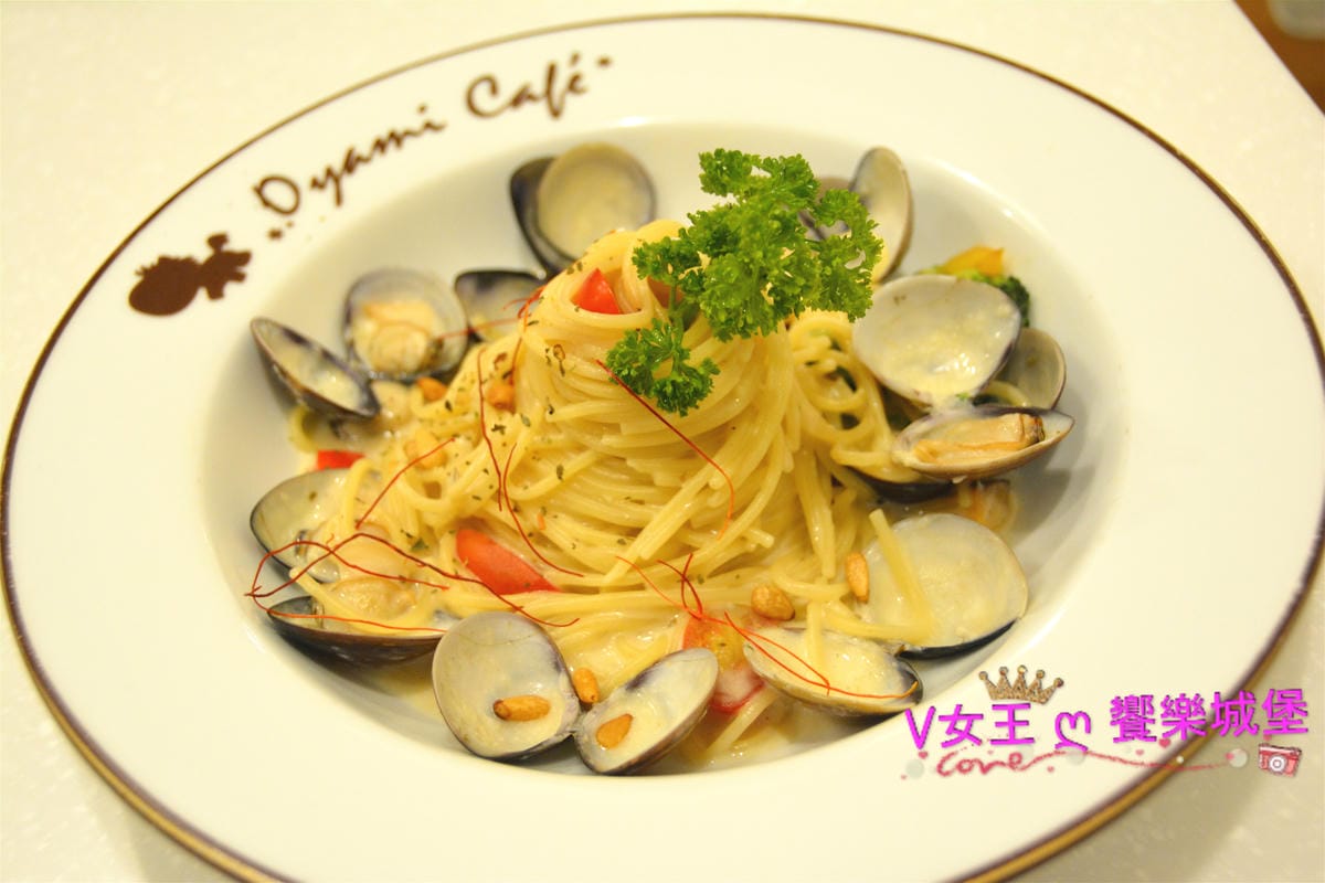 【板橋美食】四訪 Oyami cafe 板橋新埔店 好吃 【板橋美食】四訪 Oyami cafe 板橋新埔店 好吃