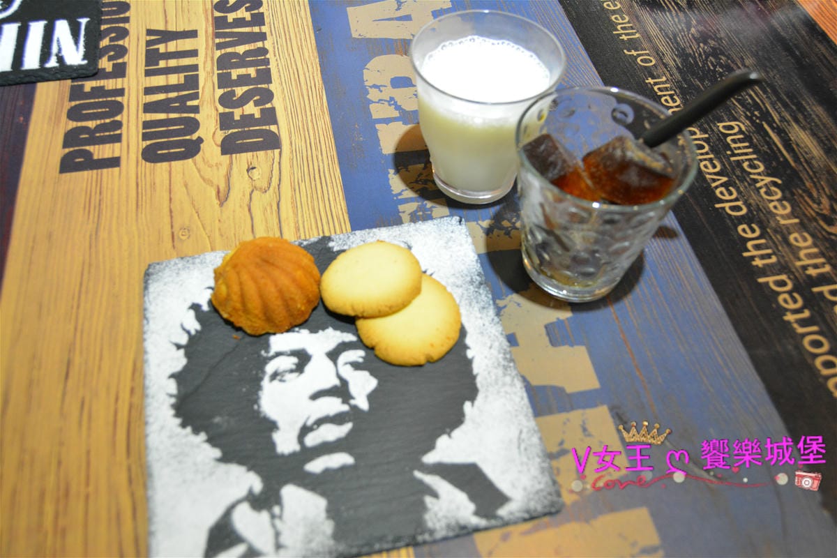 PIG_3780_meitu_10.jpg PIG_3780_meitu_10.jpg