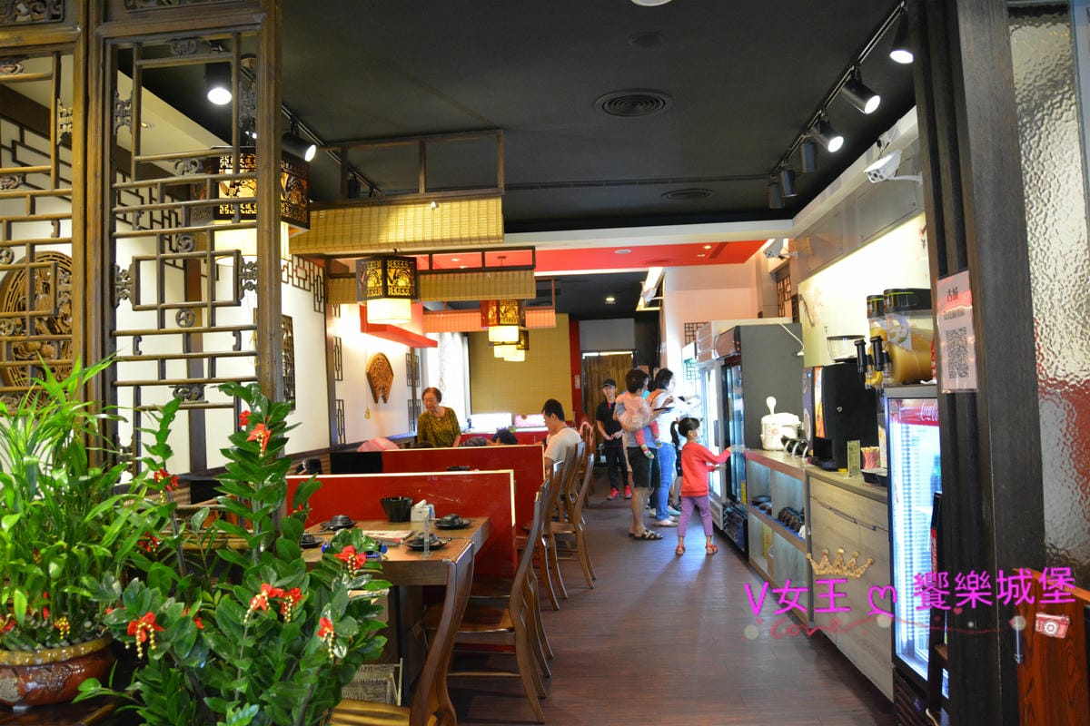 【食。永和】古城頂級海鮮鴛鴦火鍋 樂華夜市旁,吃到飽鴛鴦