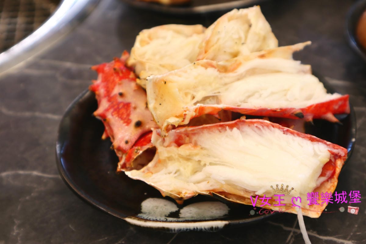 【食。板橋】原月日式頂級帝王蟹燒烤吃到飽 帝王蟹、生魚片