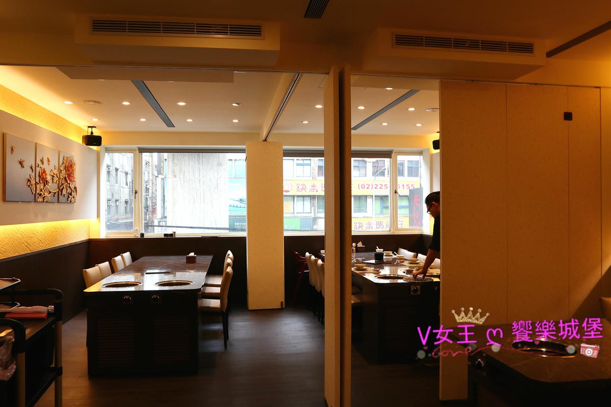 【食。板橋】原月日式頂級帝王蟹燒烤吃到飽 帝王蟹、生魚片 【食。板橋】原月日式頂級帝王蟹燒烤吃到飽 帝王蟹、生魚片