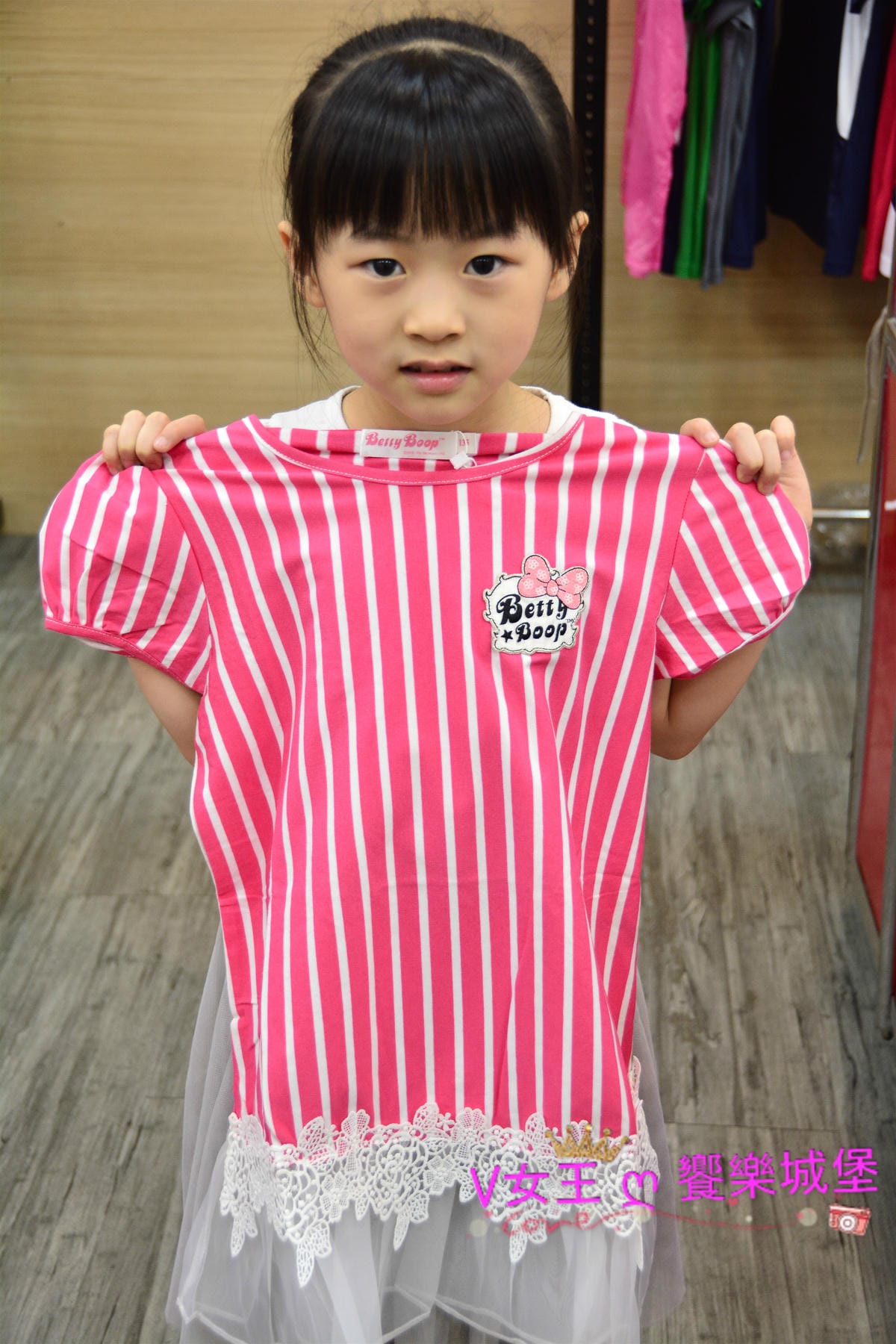 PIG_8584_meitu_8.jpg PIG_8584_meitu_8.jpg