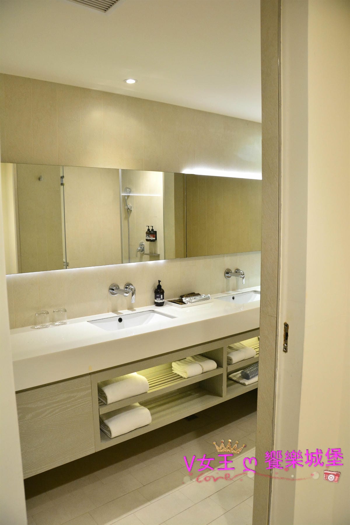 PIG_7794_meitu_41.jpg PIG_7794_meitu_41.jpg