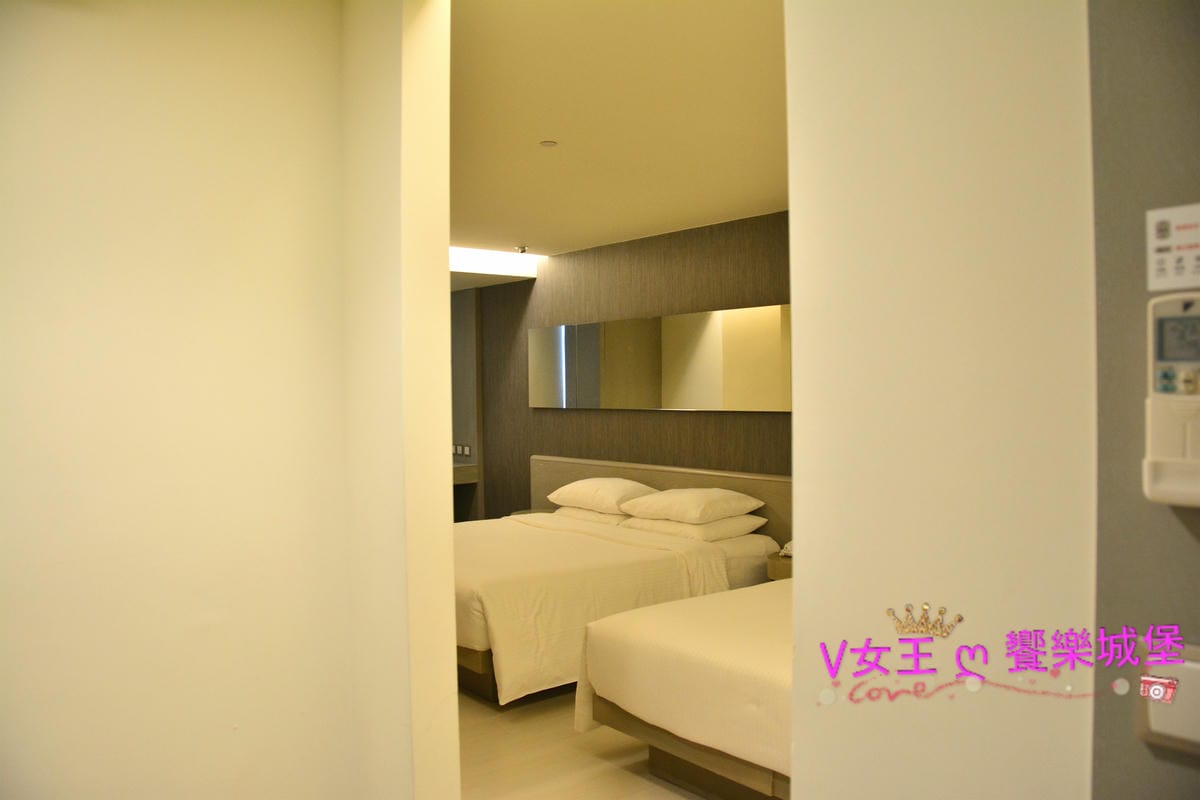 PIG_7779_meitu_30.jpg PIG_7779_meitu_30.jpg