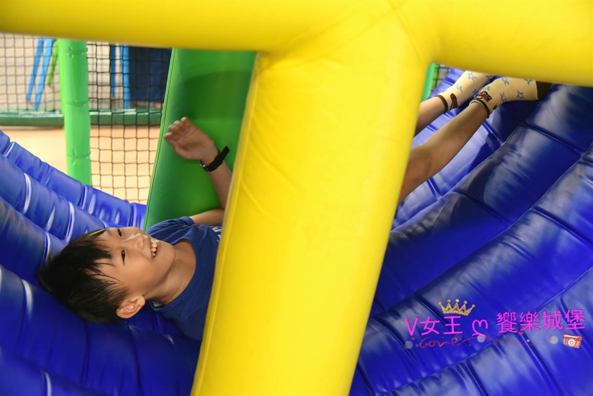 【台北松山區親子餐廳】 跳跳蛙親子運動餐廳 搬家後二訪,