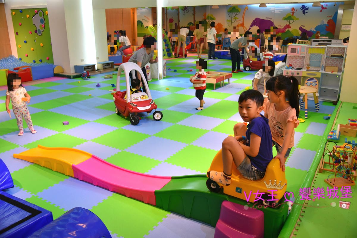 【台北松山區親子餐廳】 跳跳蛙親子運動餐廳 搬家後二訪,