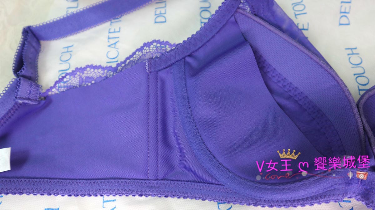 IMG_8066_meitu_89.jpg IMG_8066_meitu_89.jpg