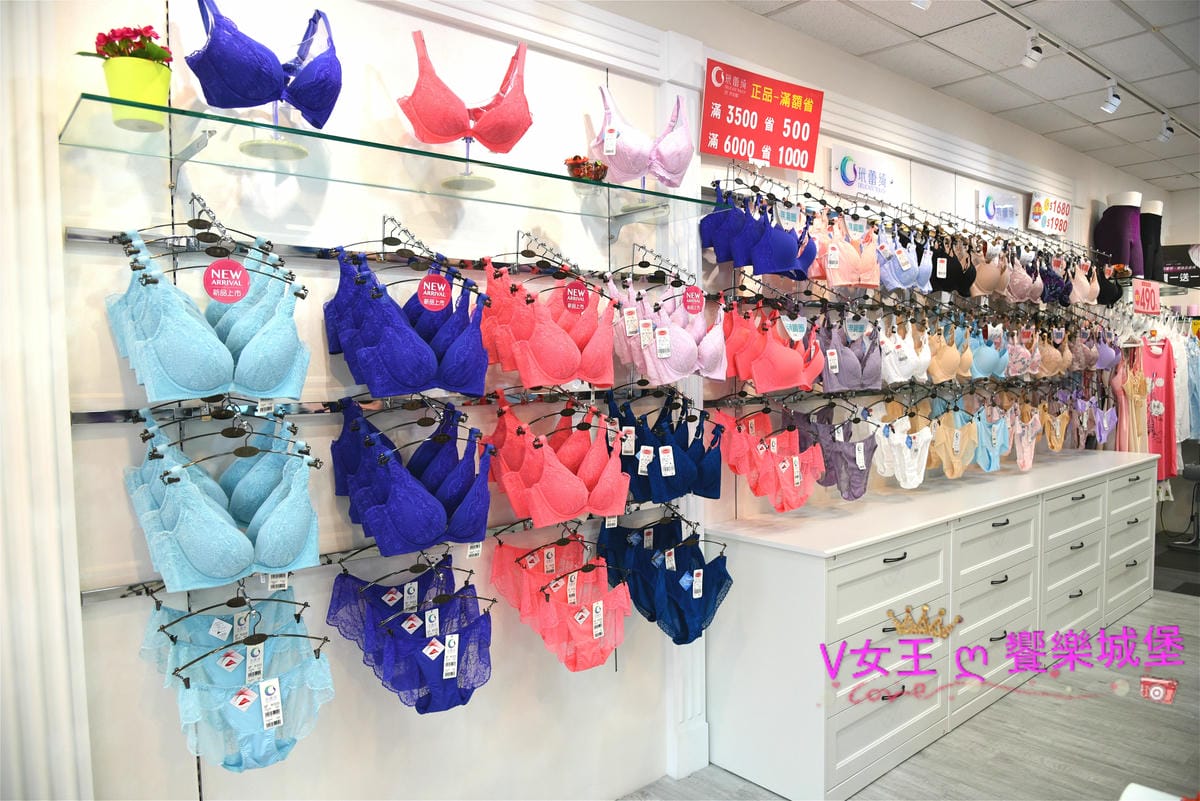 DSC_2025_meitu_9.jpg DSC_2025_meitu_9.jpg