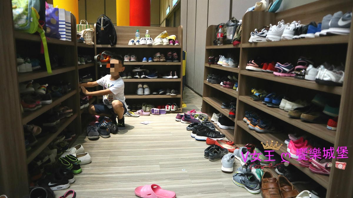 【親子室內樂園】Kid’s建築樂園 – 共築童樂館 全台最大積木樂園、八大區域盡情體驗、大型造型氣墊設施讓小孩玩到忘我,只到9/2不可錯過喔 !