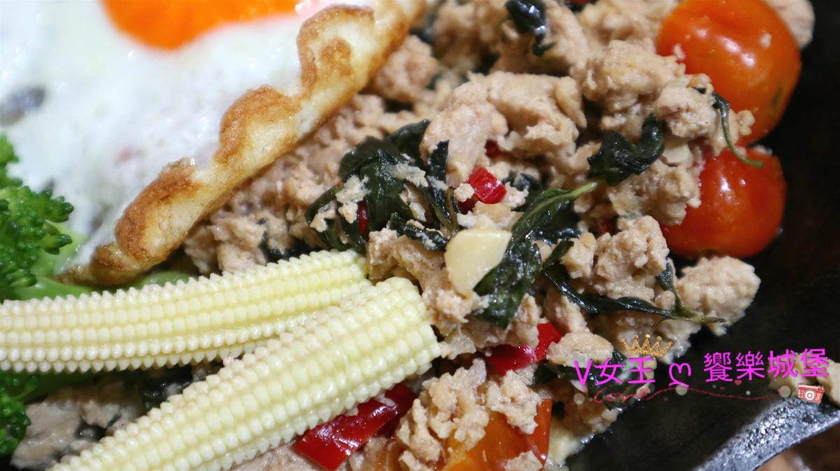 【台北信義安和美食】璐露野生活 LULUYELIFE CAFÉ 野餐餐廳 誰說不能在室內野餐,華麗的雙人派對野餐桌,跟姊妹享受不被風吹日曬的野餐日