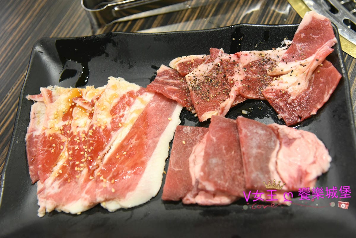 【新北樹林燒烤吃到飽】好客燒烤 樹林秀泰店 寬敞環境、豐